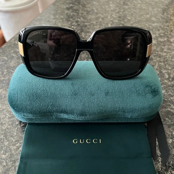 NWT GUCCI SUNGLASSES💗💗💗 - Picture 1 of 4